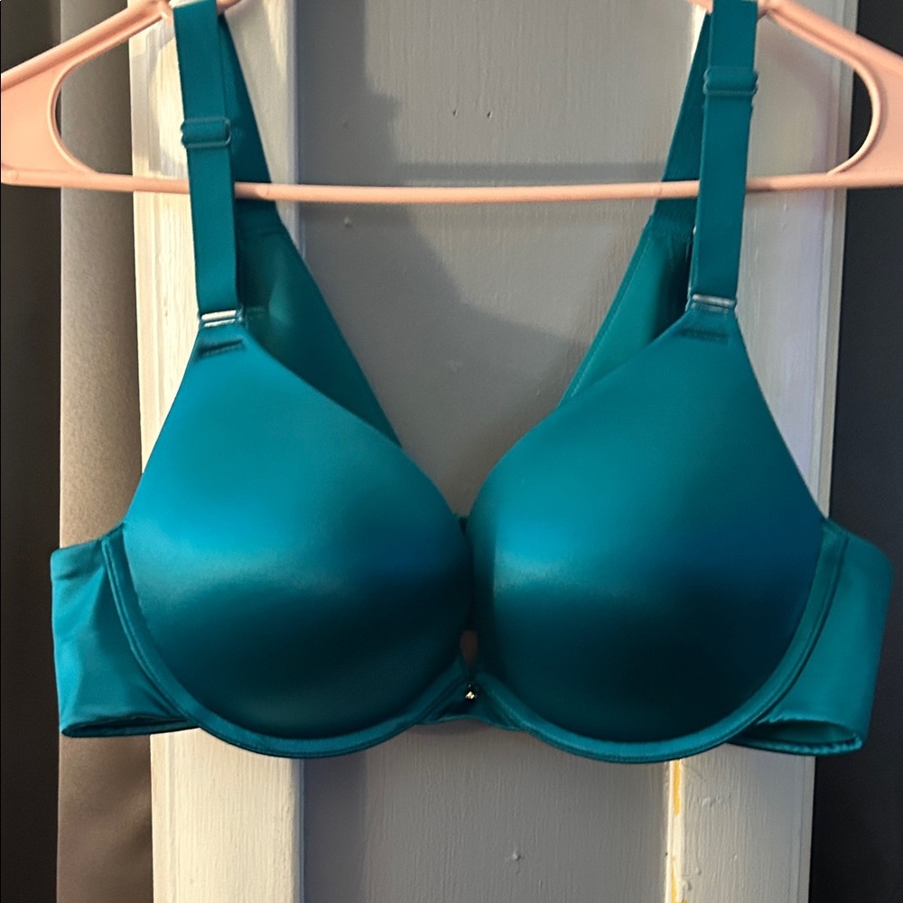 Cacique bra lane Bryant 38C back smoother
